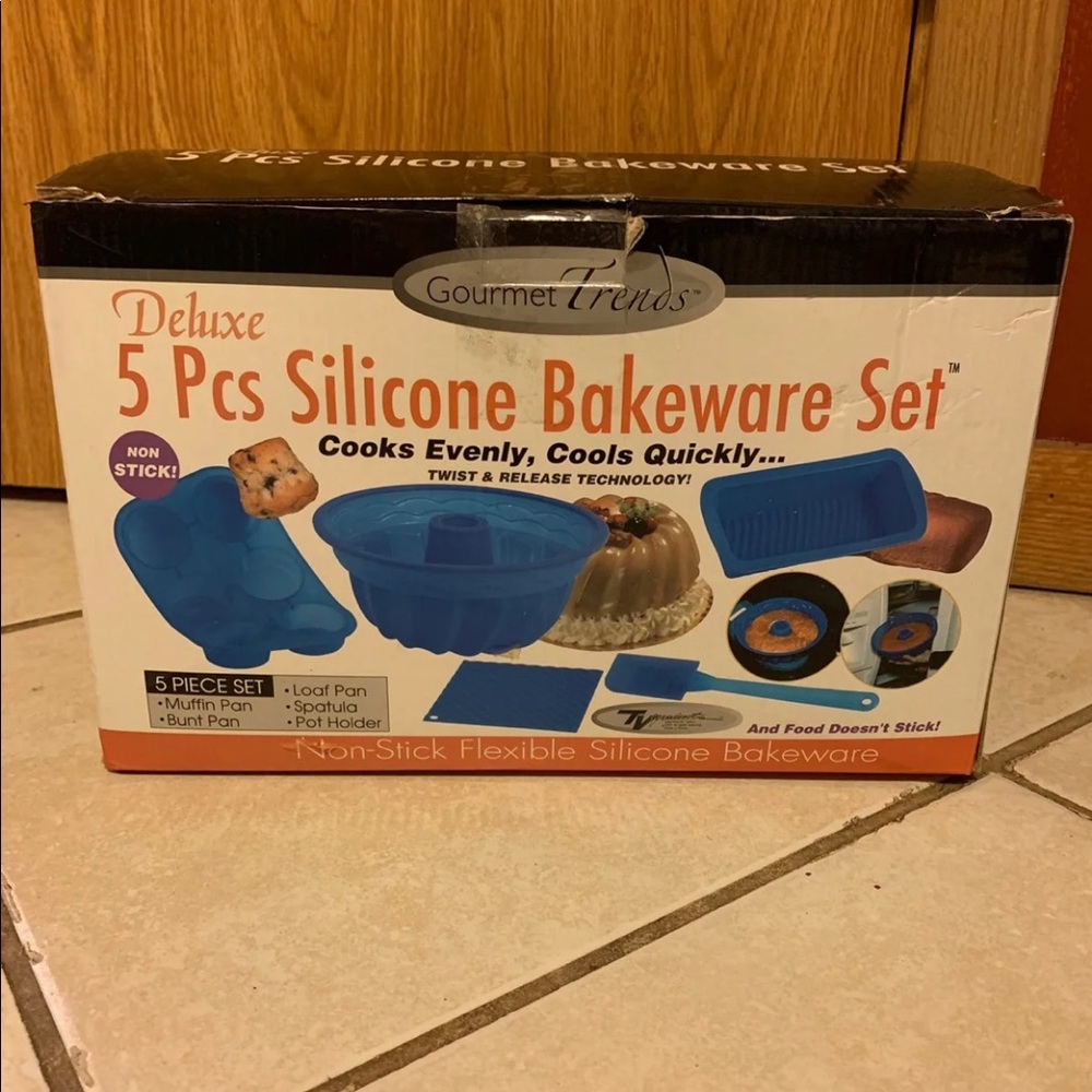 5 Pcs Silicone Bakeware